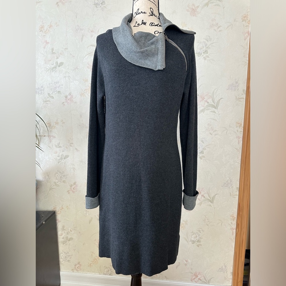 Cynthia Rowley knit cowl neck sweater dress.Size M - Picture 4 of 11